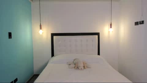  Abella and Kendra  online show from February 2025 08:49:02 PM