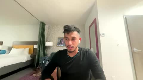 Snapshot of abethename chatting on December 2025 03:47:01 AM abeThename online show from December 2025 03:47:01 AM