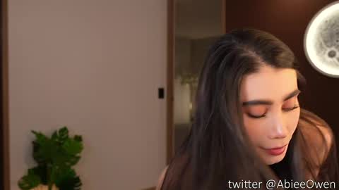 abie_owen online show from June 2026 12:49:01 AM