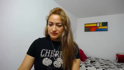 ximena online show from October 2025 01:30:01 PM