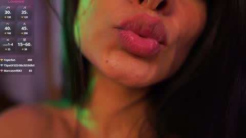 Snapshot of abigail_adamss_ chatting on January 2025 05:54:02 AM Abigail online show from January 2025 05:54:02 AM