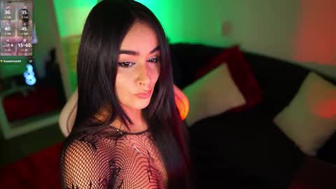 Snapshot of abigail_adamss_ chatting on September 2025 08:43:01 PM Abigail online show from September 2025 08:43:01 PM