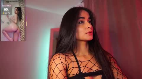 Snapshot of abigail_adamss_ chatting on October 2025 07:25:02 PM Abigail online show from October 2025 07:25:02 PM