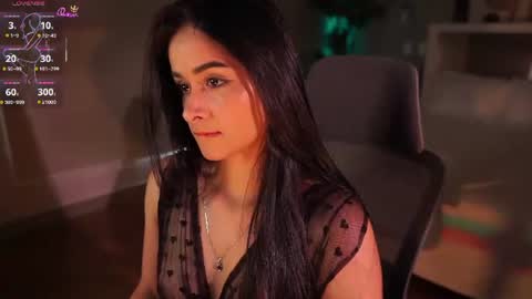 Snapshot of abigail_adamss_ chatting on July 2026 06:44:01 PM Abigail online show from July 2026 06:44:01 PM