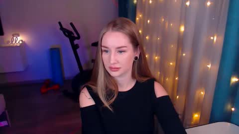 Anna online show from January 2025 06:52:01 PM