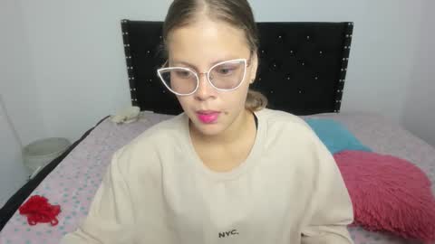 abigail_hot10 online show from November 2025 08:54:01 PM