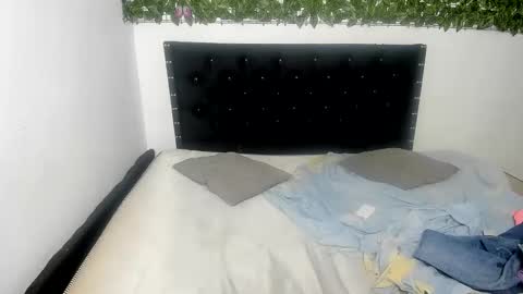 abigail_hot10 online show from November 2025 05:45:02 PM