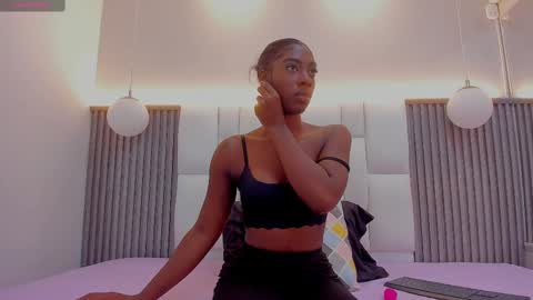 Snapshot of abigail_montoya chatting on September 2025 11:47:02 AM Abigail online show from September 2025 11:47:02 AM