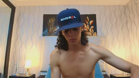 Snapshot of abravanel_sefardi chatting on June 2026 09:31:01 PM Abrovanel online show from June 2026 09:31:01 PM