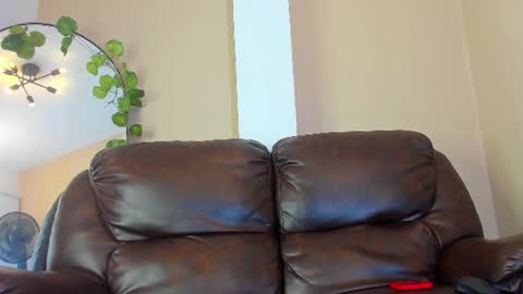 Snapshot of abravanel_sefardi chatting on July 2026 08:52:02 PM Abrovanel online show from July 2026 08:52:02 PM