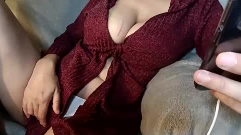 Snapshot of abril2026 chatting on May 2026 05:54:02 PM abril2026 online show from May 2026 05:54:02 PM