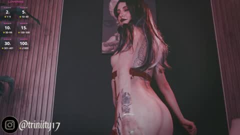 Snapshot of abril__colen chatting on February 2025 12:20:02 AM April online show from February 2025 12:20:02 AM