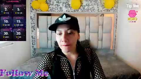 Snapshot of abril_fox__ chatting on June 2026 12:13:02 PM Abril Fox online show from June 2026 12:13:02 PM