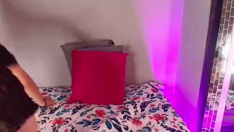 abrill_12 online show from March 2026 01:03:02 PM