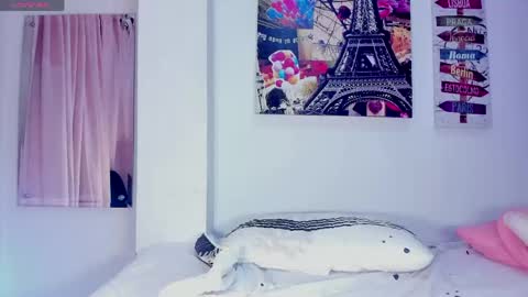 Abril online show from April 2026 02:40:02 AM