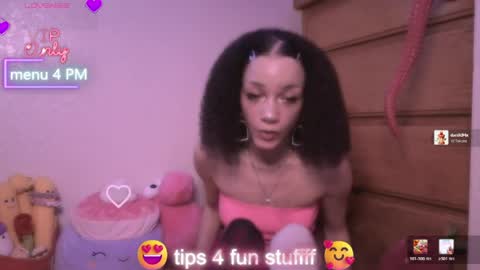 Snapshot of abruisedpeach chatting on May 2026 03:02:02 AM Peach online show from May 2026 03:02:02 AM