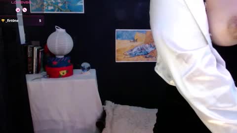 Absenta vert online show from November 2025 11:38:02 PM