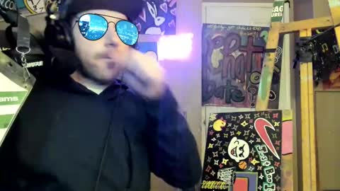 Mike online show from October 2025 12:02:02 PM