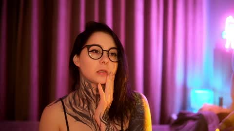 acid_pie online show from January 2025 11:36:02 PM