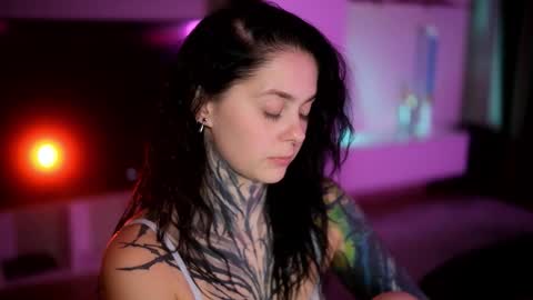 acid_pie online show from September 2025 06:24:02 PM