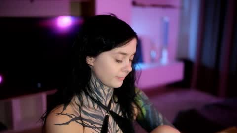 acid_pie online show from October 2025 07:36:01 PM