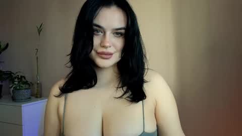 my inst   love inside 17 online show from February 2025 01:49:02 PM