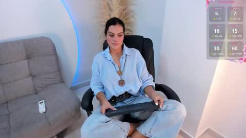    online show from September 2025 01:25:02 PM