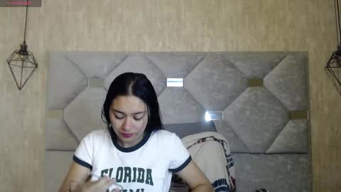 Snapshot of adaira31 chatting on April 2026 12:25:01 PM Adaira online show from April 2026 12:25:01 PM