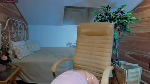 Adalyn online show from April 2026 11:18:02 AM