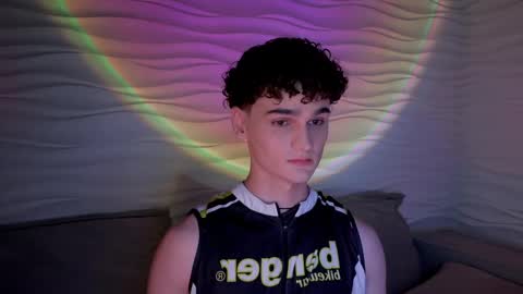 Adam online show from March 2025 04:33:02 PM