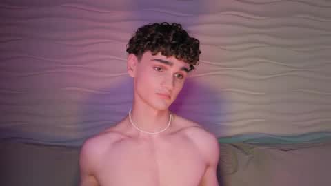 Adam online show from September 2025 03:24:02 PM