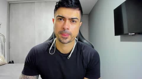 adam clarke online show from February 2025 05:59:01 PM