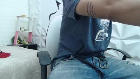 adam_evehotroom online show from February 2025 03:34:02 AM