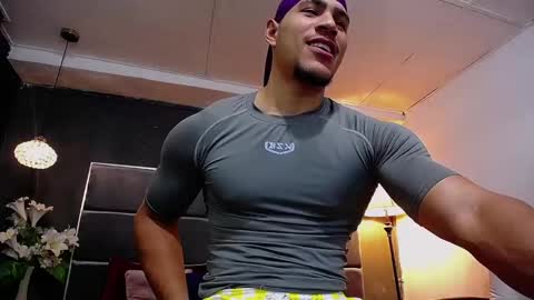 adam_fit19cm online show from October 2025 01:51:02 PM