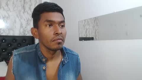 adam_morgan2 online show from September 2025 08:10:01 PM