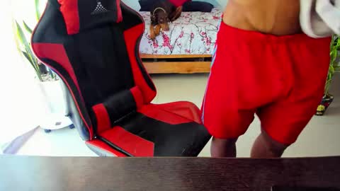 Adam Valencia online show from November 2025 03:13:02 PM