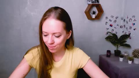 adamais_ online show from September 2025 04:34:02 AM