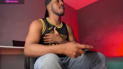 adamart7 online show from January 2026 11:42:01 PM