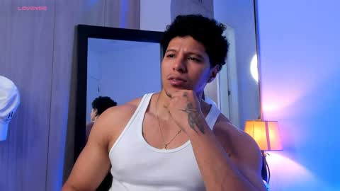 adambrocs1 online show from April 2026 03:31:01 PM