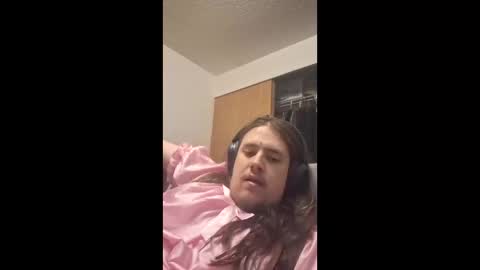 Snapshot of adamludahl42 chatting on April 2026 07:47:02 AM adamludahl42 online show from April 2026 07:47:02 AM