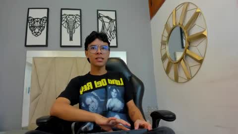 Adams Bobby online show from May 2026 10:55:02 AM