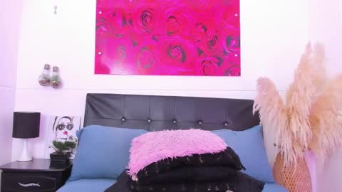 Cloe Adams  online show from February 2026 10:22:01 AM