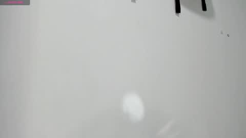 ADAMS Y NIKI online show from January 2025 06:33:01 AM