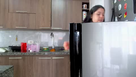 eva online show from December 2024 05:58:02 PM