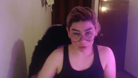 Snapshot of adan_romanoff chatting on June 2026 07:13:01 AM adan_romanoff online show from June 2026 07:13:01 AM