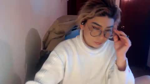 Snapshot of adan_romanoff chatting on June 2026 07:20:01 AM adan_romanoff online show from June 2026 07:20:01 AM