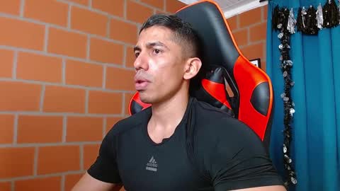 Adan Sin online show from December 2024 04:54:01 PM