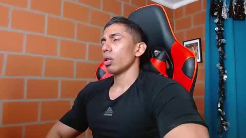 Adan Sin online show from December 2024 04:46:02 PM