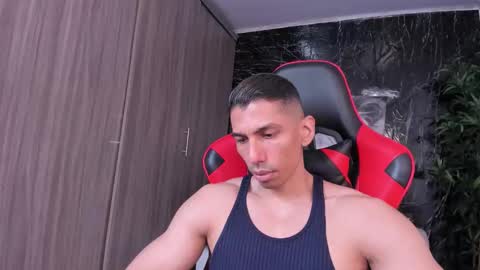 Snapshot of adan_sin1 chatting on April 2026 04:21:02 PM Adan Sin online show from April 2026 04:21:02 PM