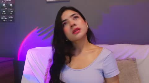 Snapshot of adara_johnson_ chatting on May 2026 11:41:02 AM Adara Johnson online show from May 2026 11:41:02 AM